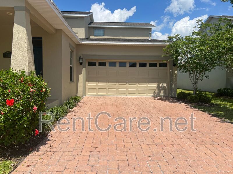 Beautiful 4/3.5 home located in Independence Signature Lakes Community of Winter Garden! property image