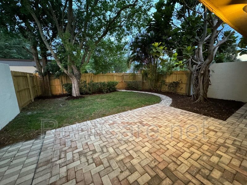 Recently Renovated 2/1 Condo in Winter Park! property image
