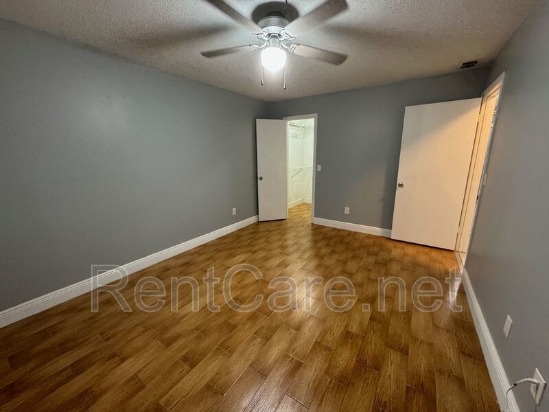 Recently Renovated 2/1 Condo in Winter Park! property image
