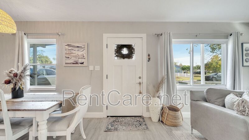 Cozy Remodeled 3/2 in North Orlando! Available February 2026! property image