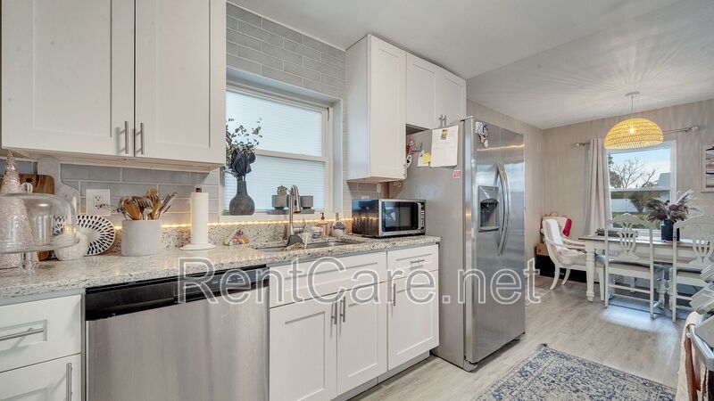 Cozy Remodeled 3/2 in North Orlando! Available February 2026! property image