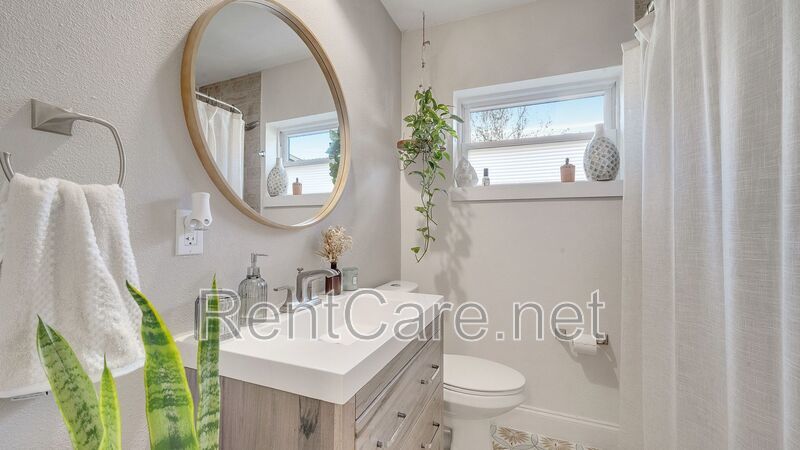 Cozy Remodeled 3/2 in North Orlando! Available February 2026! property image