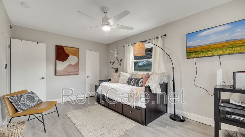 Cozy Remodeled 3/2 in North Orlando! Available February 2026! property image