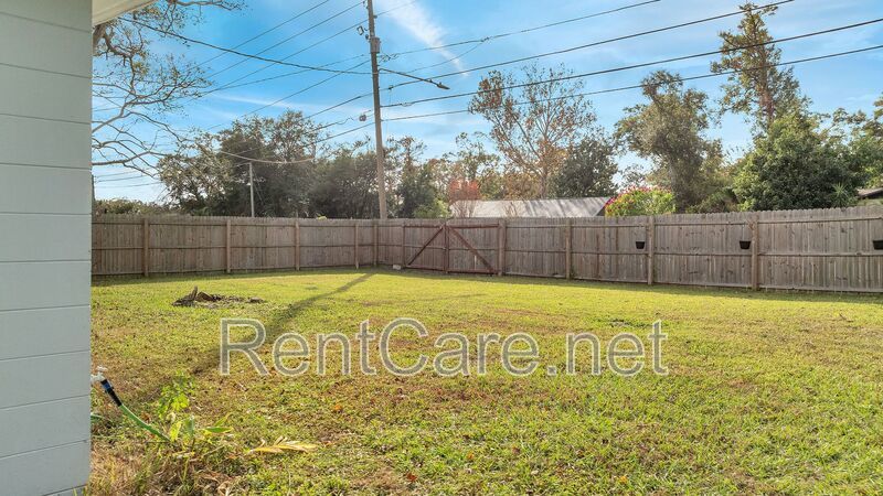 Cozy Remodeled 3/2 in North Orlando! Available February 2026! property image