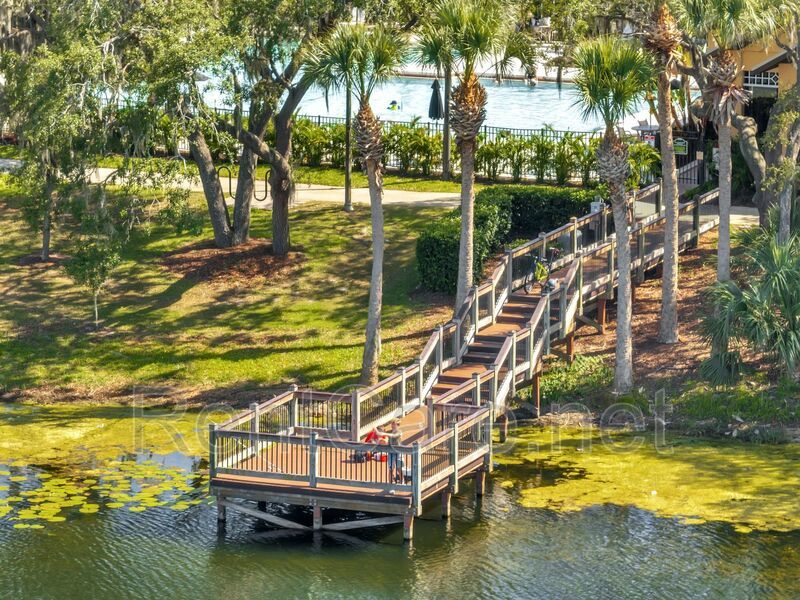 Lovely 4/3.5 Town Home in Summerport with 2 car garage! Available August! property image