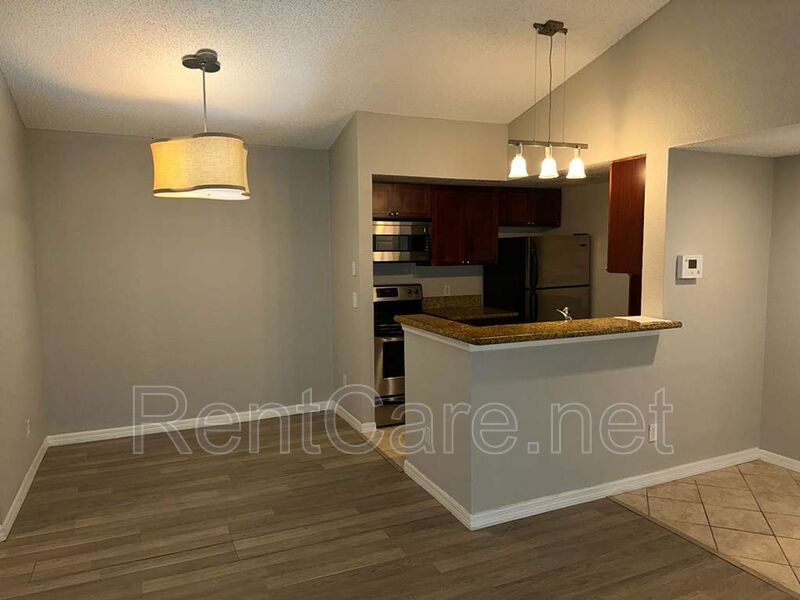 Cozy 2/2 2nd Floor Condo by Millenia Mall! Available Now! property image