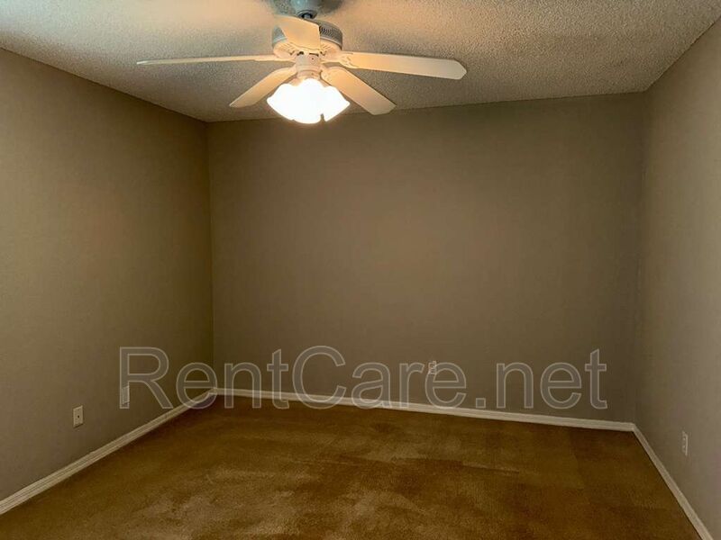Cozy 2/2 2nd Floor Condo by Millenia Mall! Available Now! property image