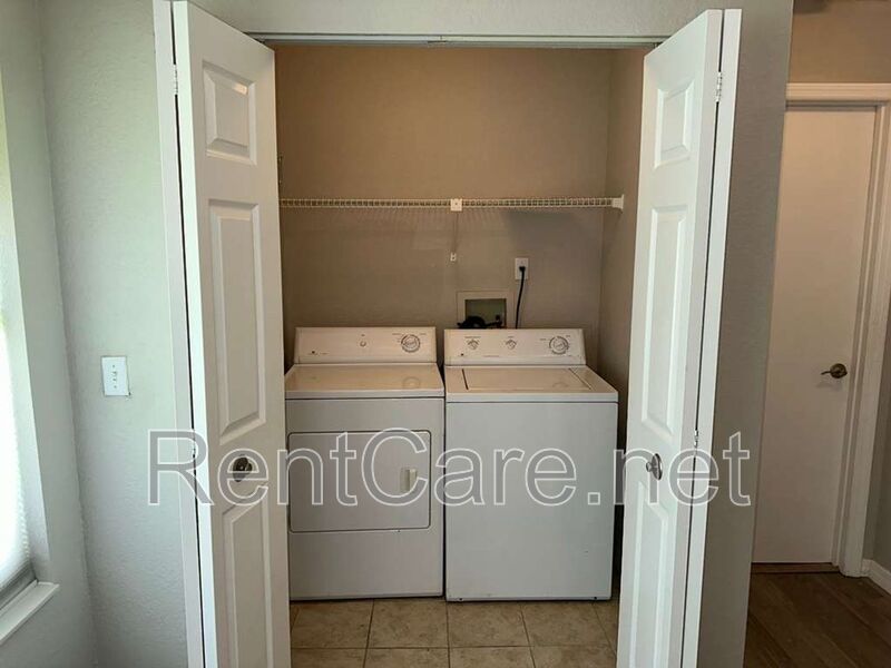 Cozy 2/2 2nd Floor Condo by Millenia Mall! Available Now! property image