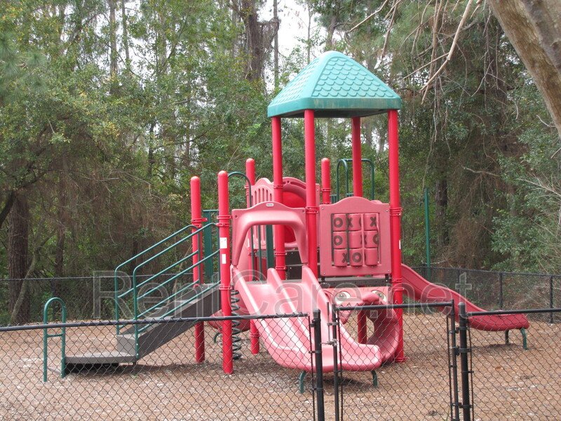 Cozy 2/2 2nd Floor Condo by Millenia Mall! Available Now! property image