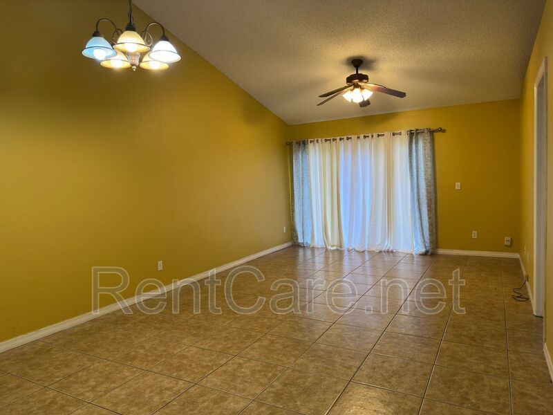 Spacious 3/2 Town Home in Meadow Woods.  Available Now! property image