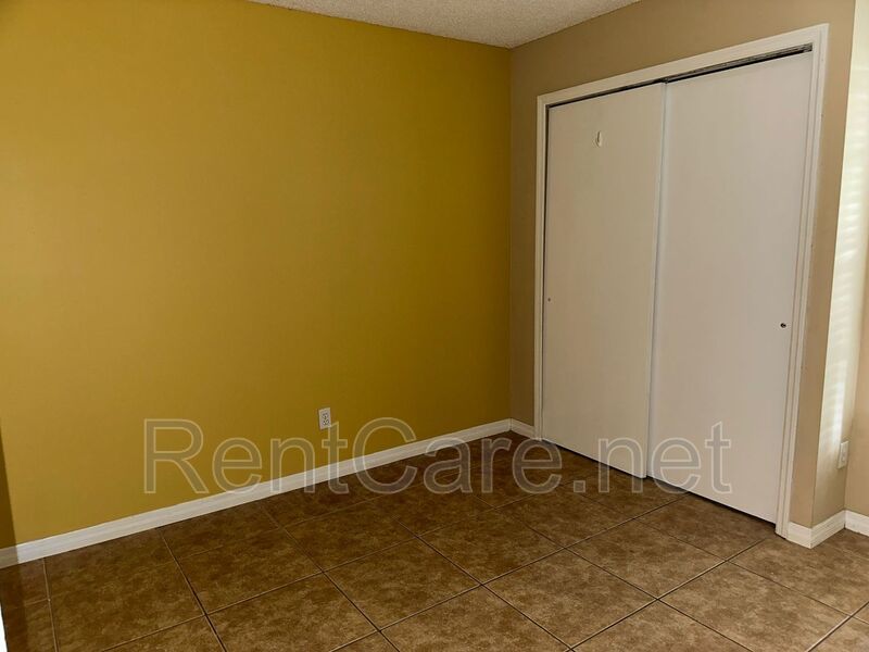 Spacious 3/2 Town Home in Meadow Woods.  Available Now! property image