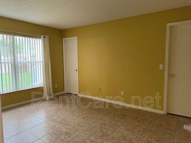 Spacious 3/2 Town Home in Meadow Woods.  Available Now! property image
