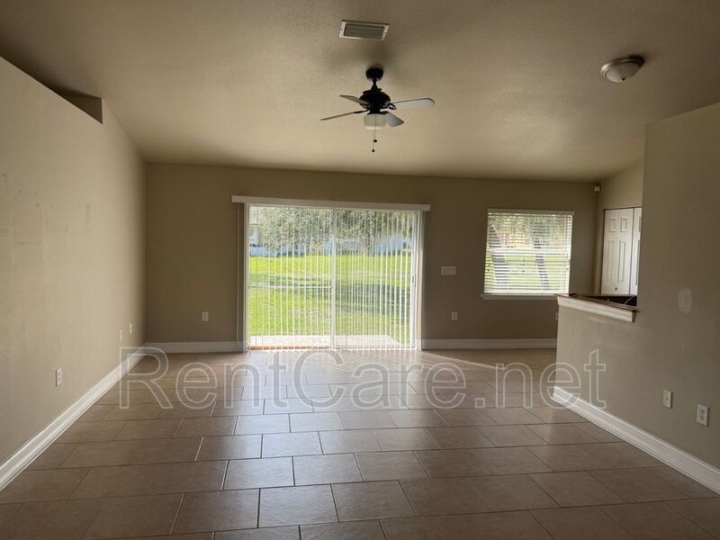 Spacious 3/2 home in Oviedo, just minutes to UCF.  Available Now! property image
