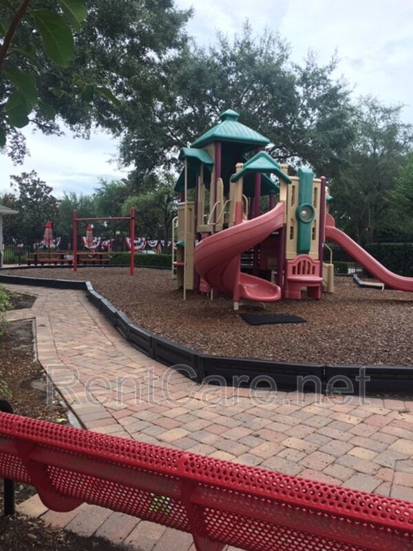 3/2 House in Gated Community close to UCF in East Orlando.  Available Now. property image