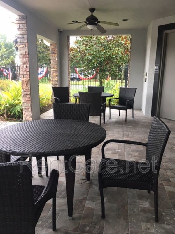 3/2 House in Gated Community close to UCF in East Orlando.  Available Now. property image