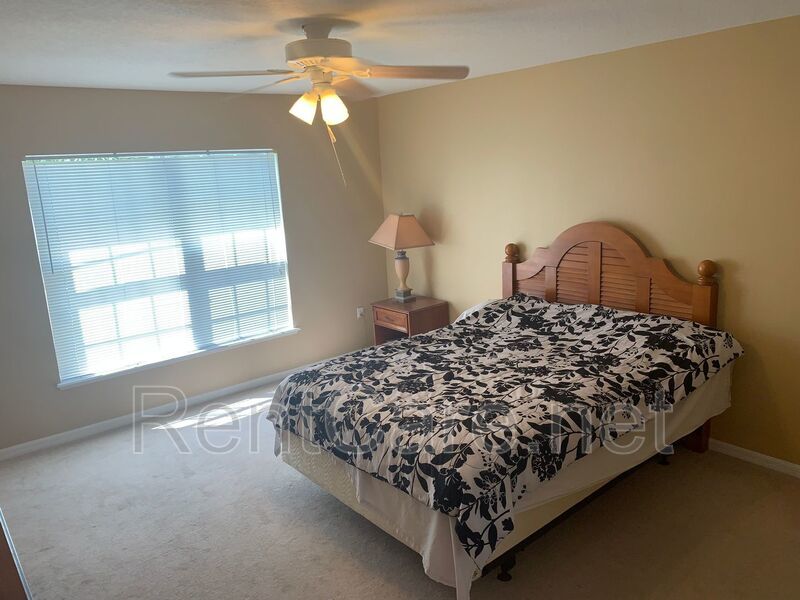 Stunning 4/2.5  Home in Beautiful Clermont. property image