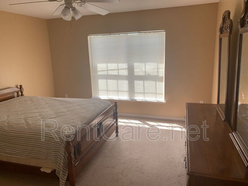 Stunning 4/2.5  Home in Beautiful Clermont. property image