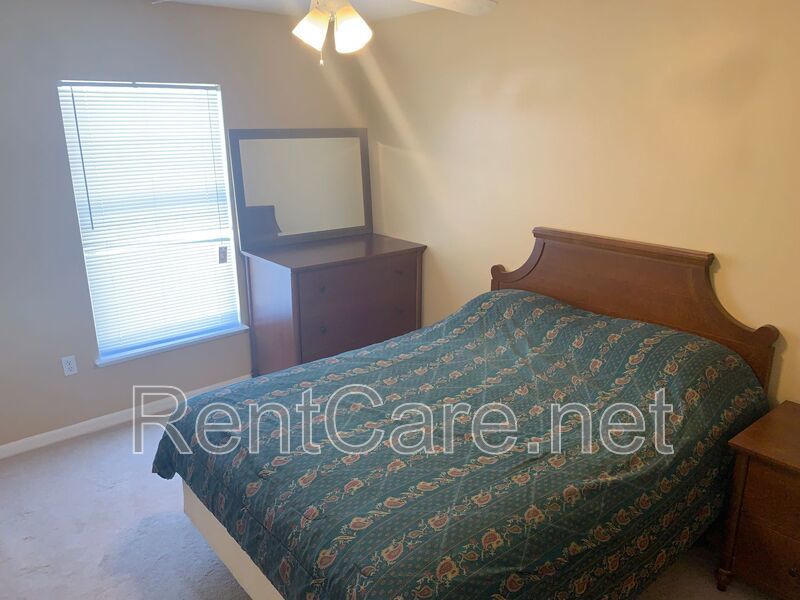 Stunning 4/2.5  Home in Beautiful Clermont. property image