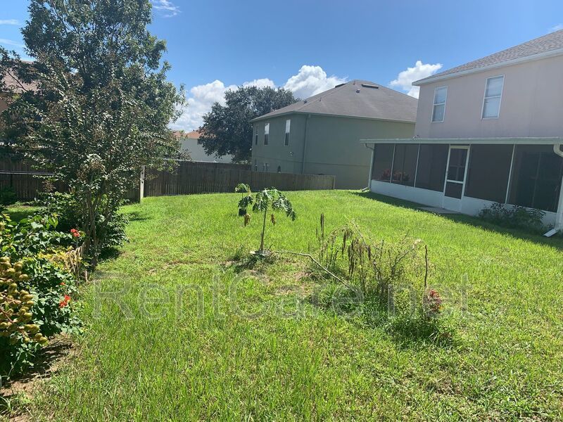 Stunning 4/2.5  Home in Beautiful Clermont. property image