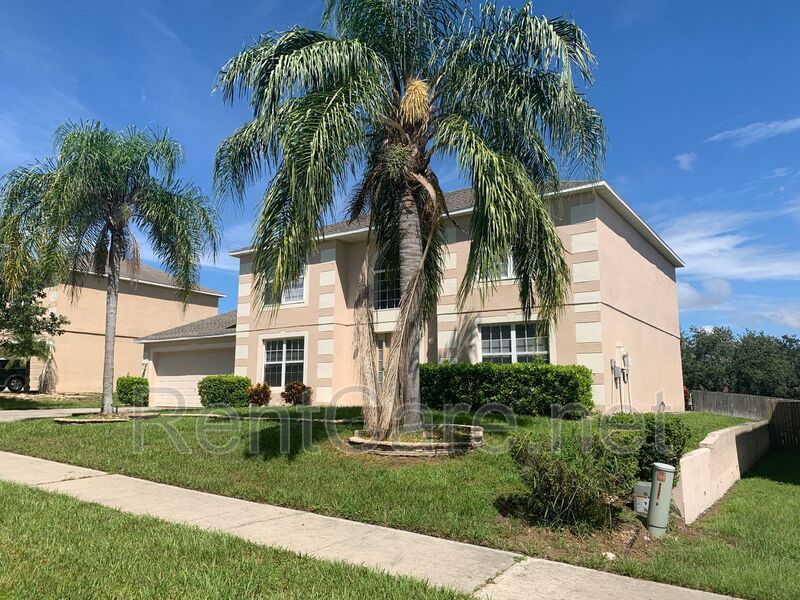 Stunning 4/2.5  Home in Beautiful Clermont. property image