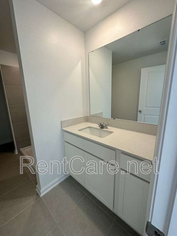 New Construction 4/3 in the beautiful Gated/Guarded Golf Community of Providence in Davenport! property image