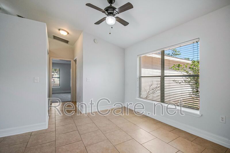 Spacious 3/2 home in Oviedo, just minutes to UCF.  Fresh paint and new carpet! No HOA! property image