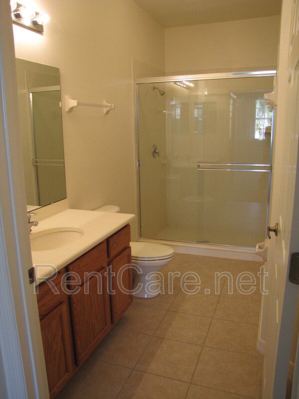 Spacious 3/2 Condo in the Gated Oakwater Community with Single Car Garage! Brand new carpets and Freshly Painted! property image