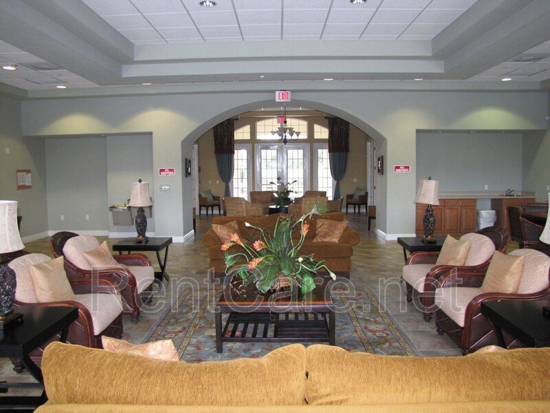 Spacious 3/2 Condo in the Gated Oakwater Community with Single Car Garage! Brand new carpets and Freshly Painted! property image