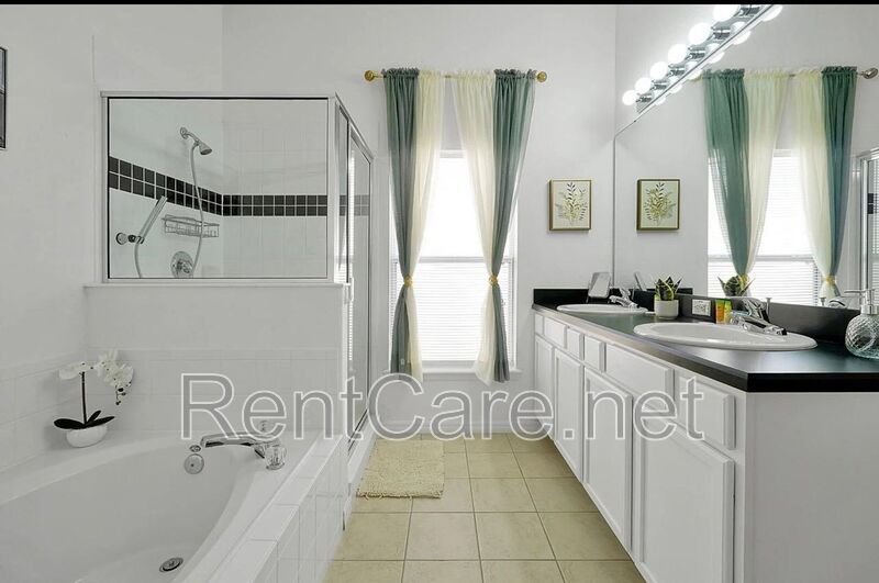 Stunning Fully Furnished and Decorated home in Davenport with Private Pool! property image