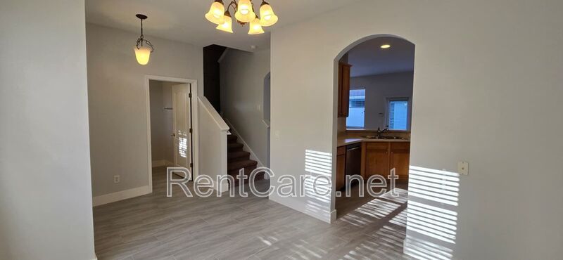 Lovely 2/2.5 Town Home in Beacon Park S. Orlando with two car detached garage! Available Now! property image