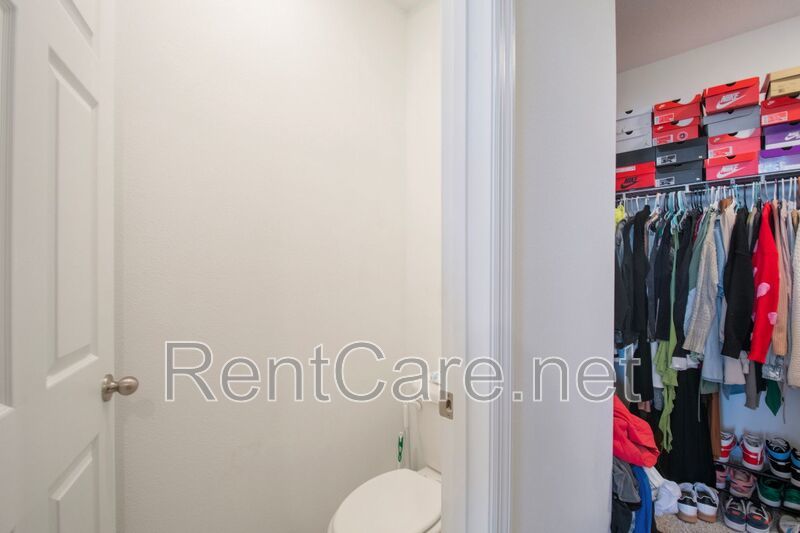 Newly Built 4/2 in Lake Deer Estates of Poinciana! property image