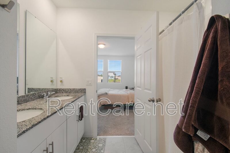 Newly Built 4/2 in Lake Deer Estates of Poinciana! property image