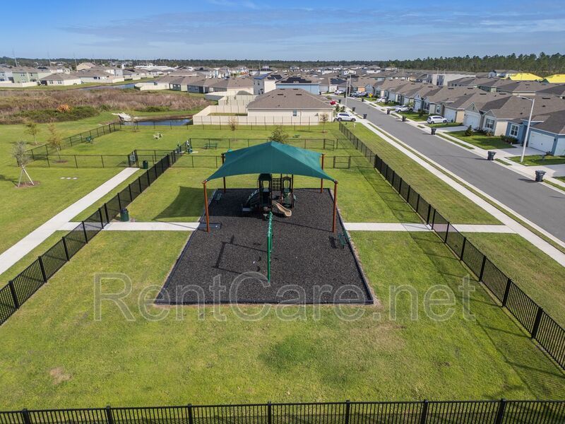 Newly Built 4/2 in Lake Deer Estates of Poinciana! property image