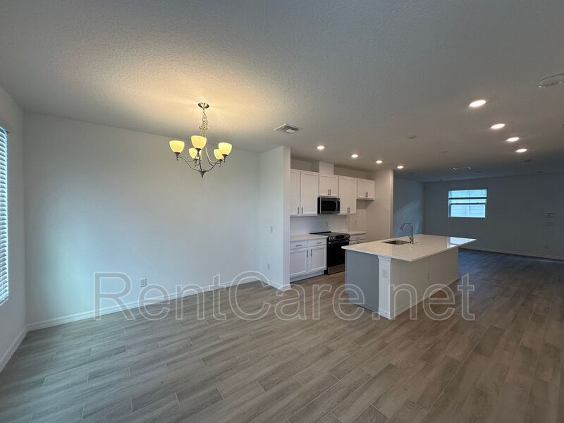 Stunning newly built 3/2.5 Town Home in St. Cloud very close to Lake Nona District property image