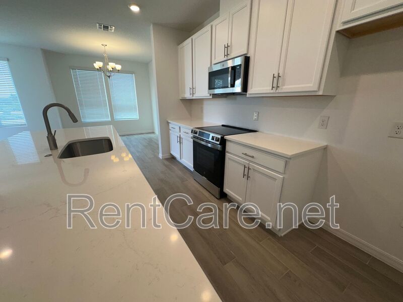 Stunning newly built 3/2.5 Town Home in St. Cloud very close to Lake Nona District property image