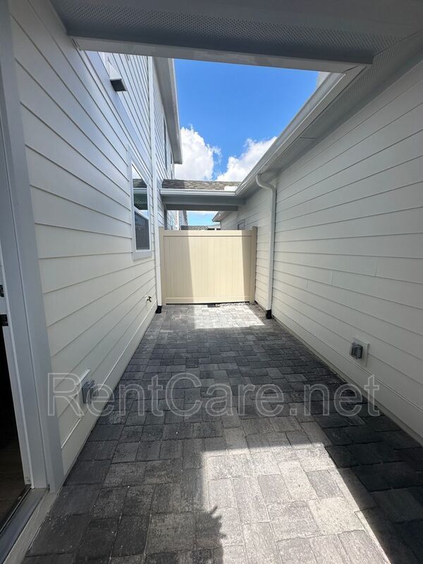 Stunning newly built 3/2.5 Town Home in St. Cloud very close to Lake Nona District property image