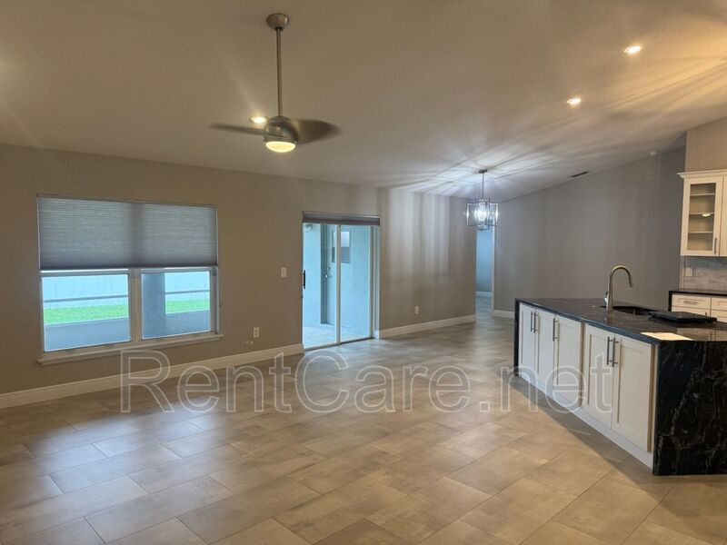 Lovely 4/2 in the Gated Lake Fisher Estates of Gotha! property image