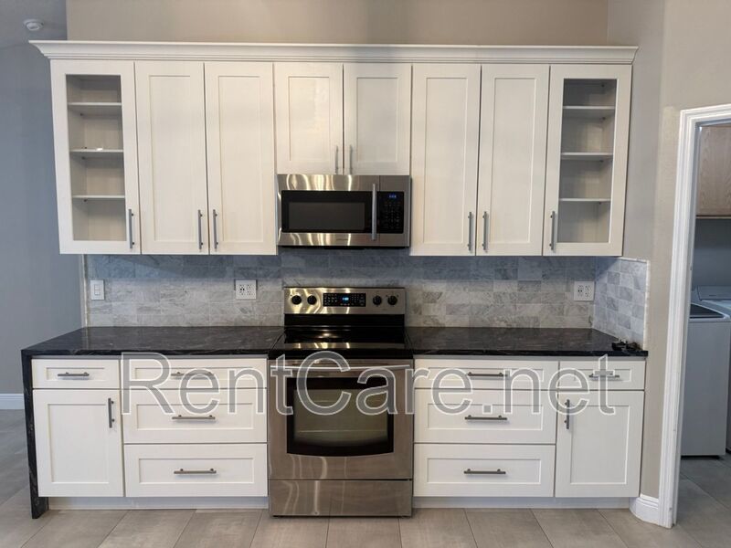 Lovely 4/2 in the Gated Lake Fisher Estates of Gotha! property image
