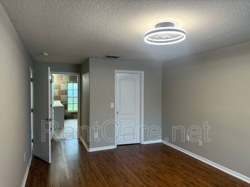 Lovely 4/2 in the Gated Lake Fisher Estates of Gotha! property image