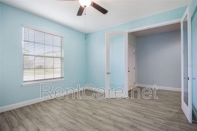 Gorgeous 3/2 in St. Cloud with fence enclosed yard and 3 car garage!  Available Now! property image