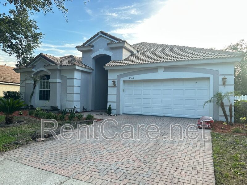 Gorgeous 3/2 with private pool in the Gated and Guarded Reserve at Belmere! property image