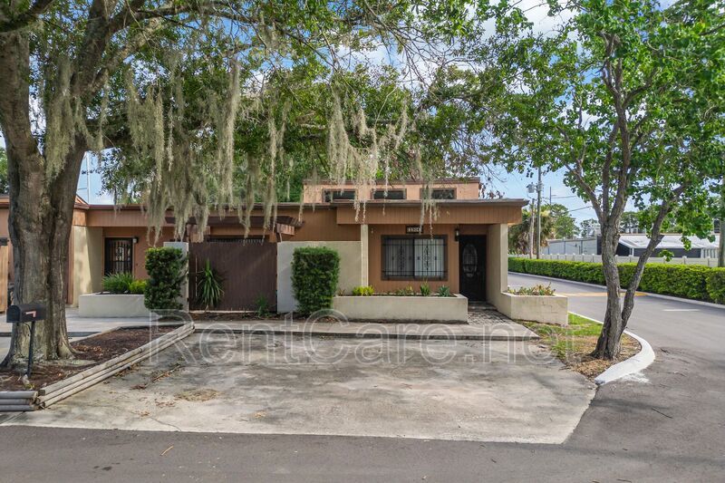 Recently Renovated 2/1 Condo in Winter Park! property image