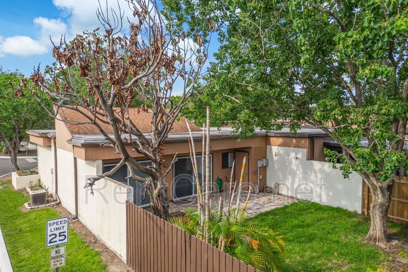 Recently Renovated 2/1 Condo in Winter Park! property image