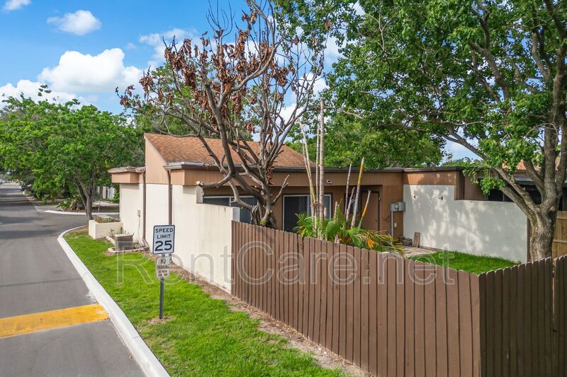 Recently Renovated 2/1 Condo in Winter Park! property image