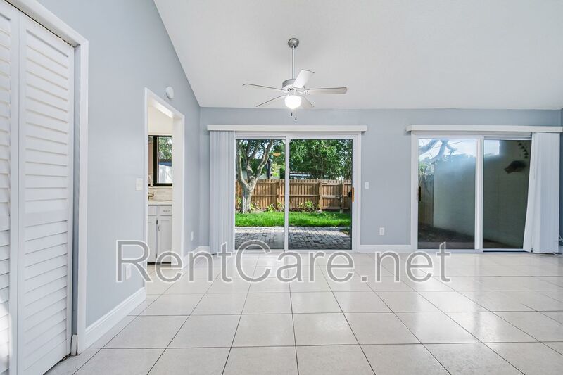 Recently Renovated 2/1 Condo in Winter Park! property image