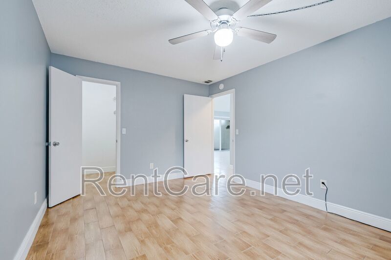 Recently Renovated 2/1 Condo in Winter Park! property image