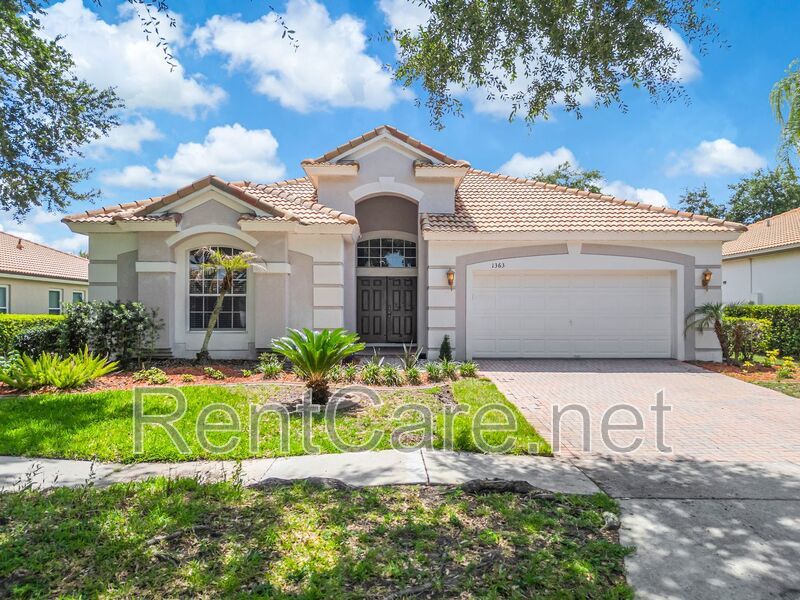 Gorgeous 3/2 with private pool in the Gated and Guarded Reserve at Belmere! property image