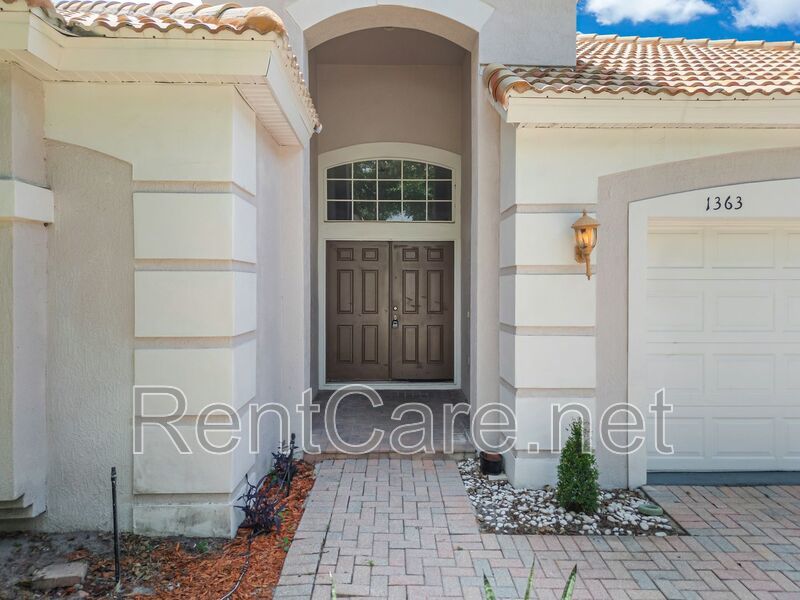Gorgeous 3/2 with private pool in the Gated and Guarded Reserve at Belmere! property image