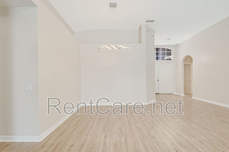 Gorgeous 3/2 with private pool in the Gated and Guarded Reserve at Belmere! property image