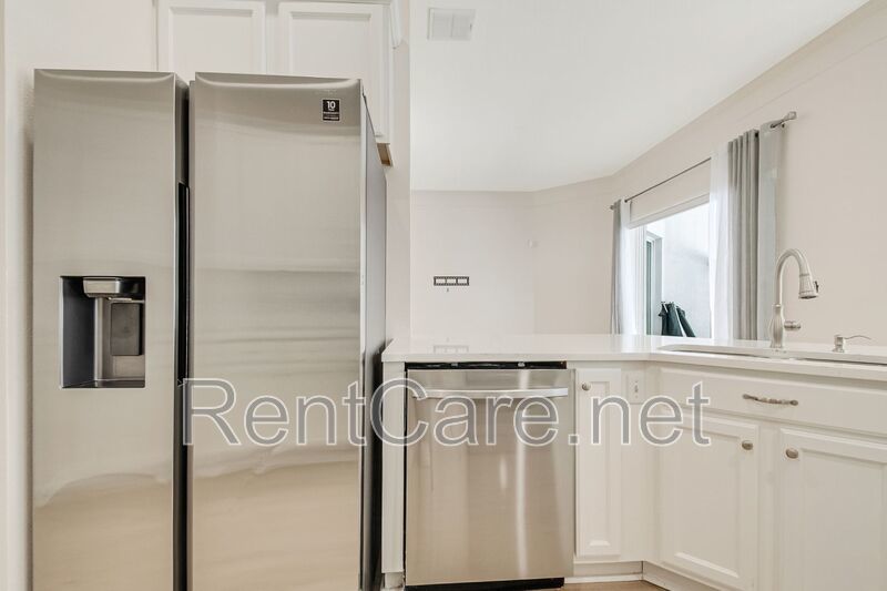 Gorgeous 3/2 with private pool in the Gated and Guarded Reserve at Belmere! property image